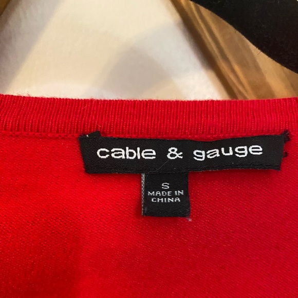 Cable & Gauge Red Cardigan Small - Picture 2 of 5